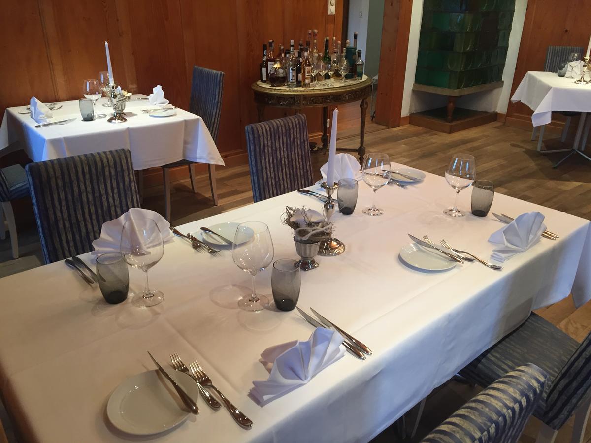 Hotel Restaurant Schloessli Sax Exterior foto